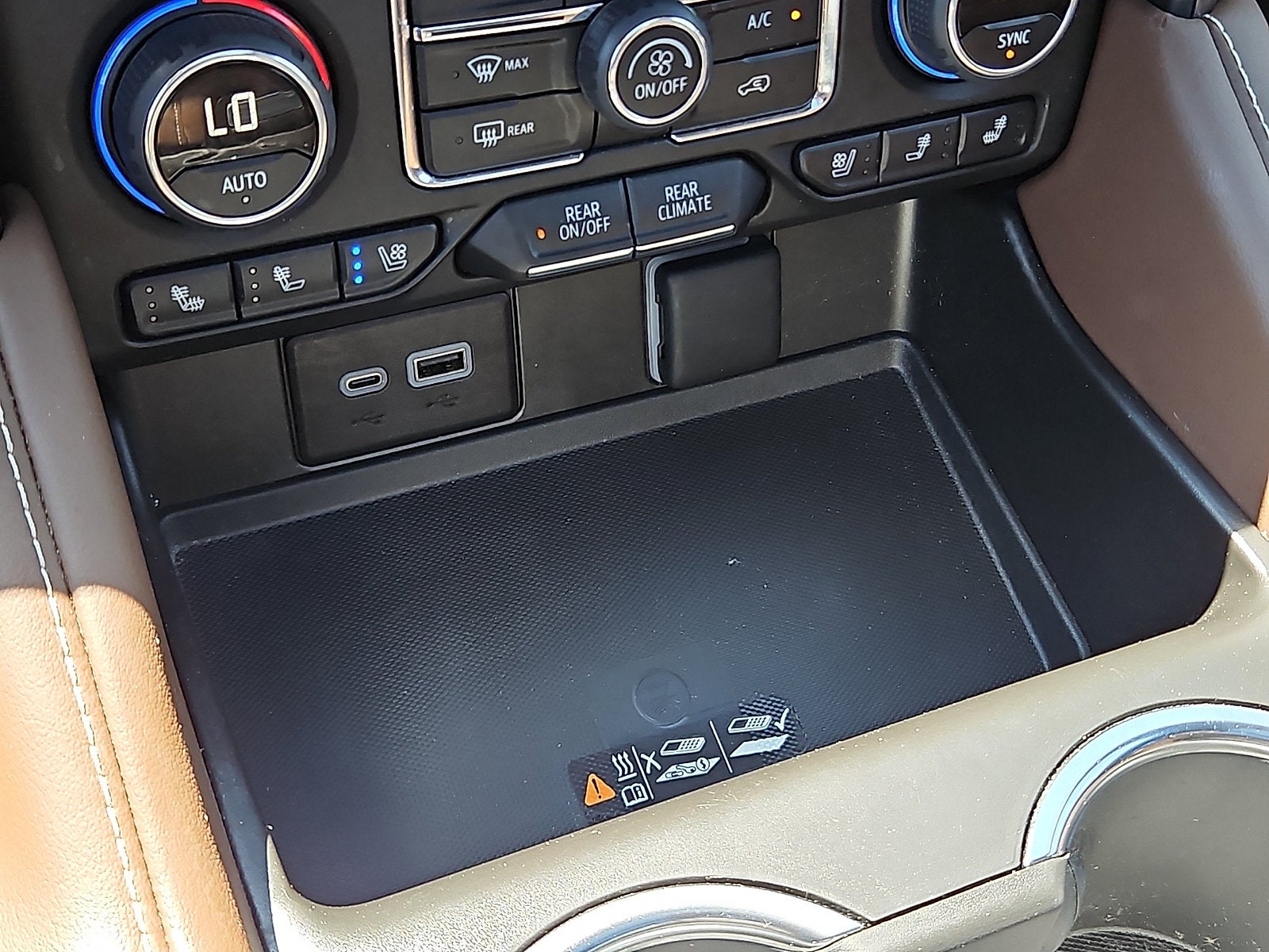 2024 Chevrolet Suburban High Country