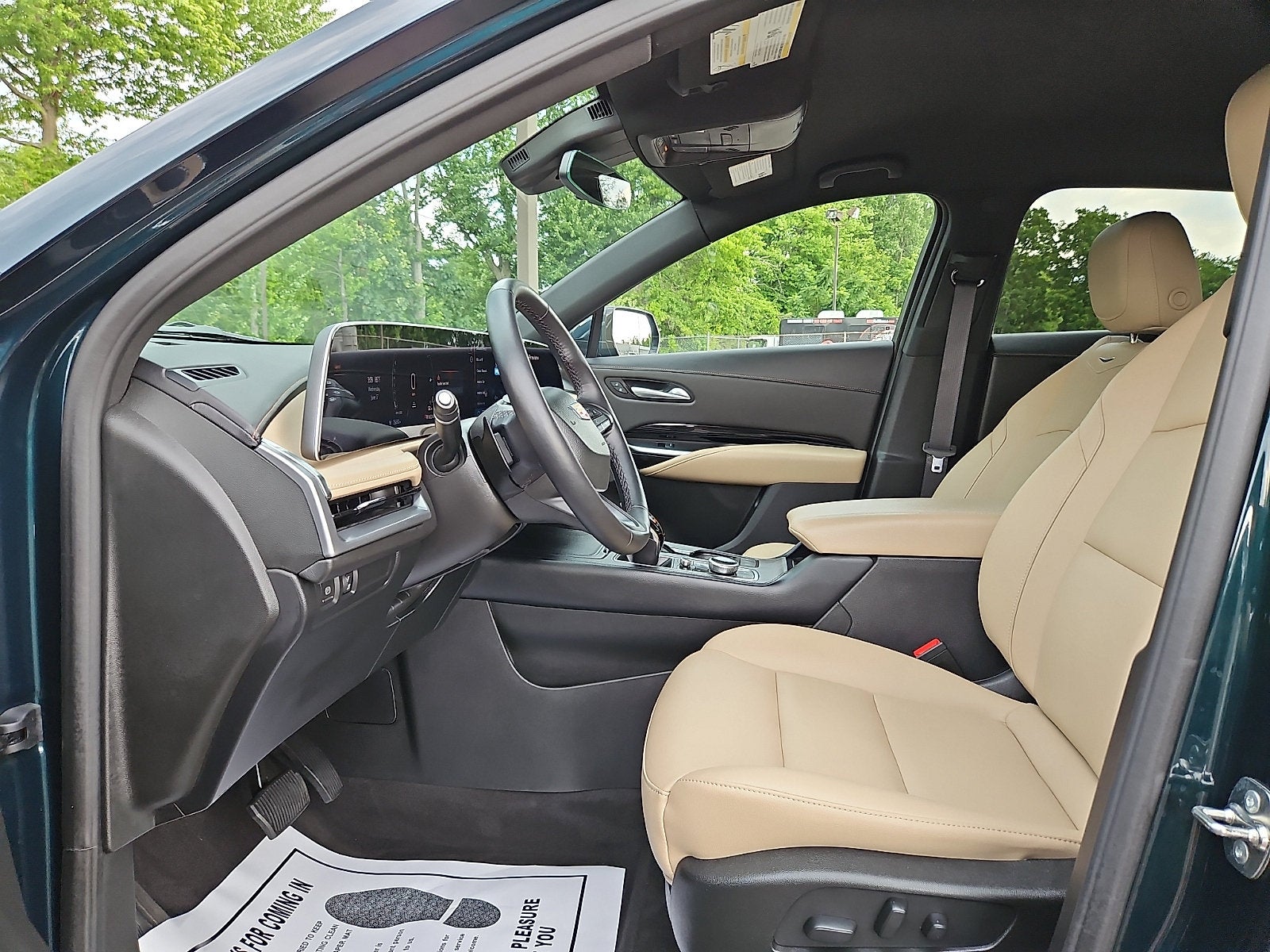 2024 Cadillac XT4 Luxury