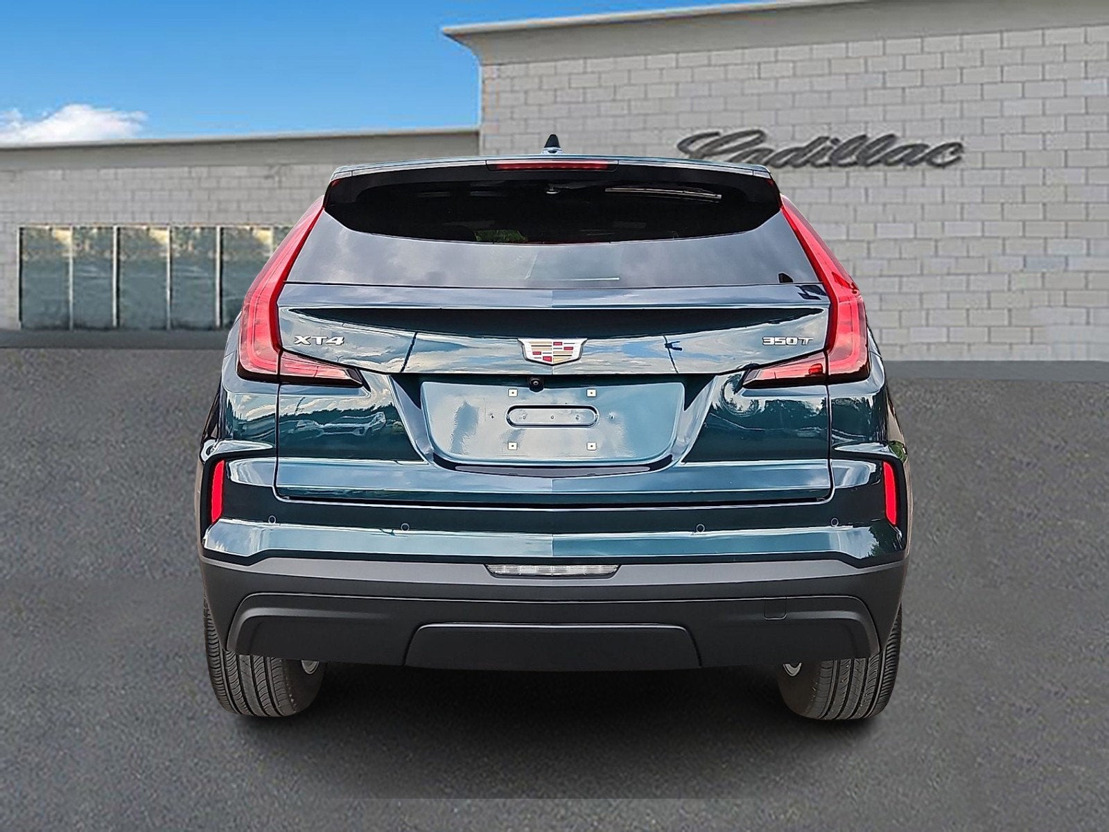 2024 Cadillac XT4 Luxury