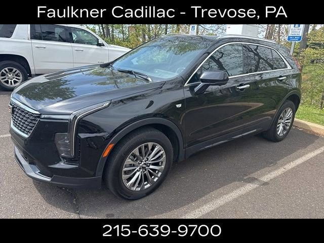 2025 Cadillac XT4 Premium Luxury