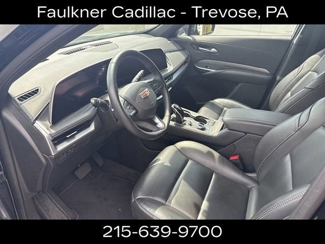 2025 Cadillac XT4 Premium Luxury