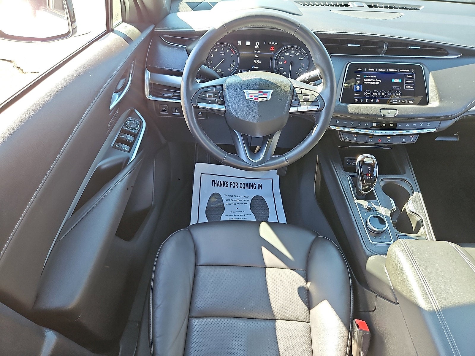 2023 Cadillac XT4 Premium Luxury