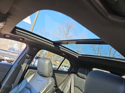 2023 Cadillac XT4 Premium Luxury