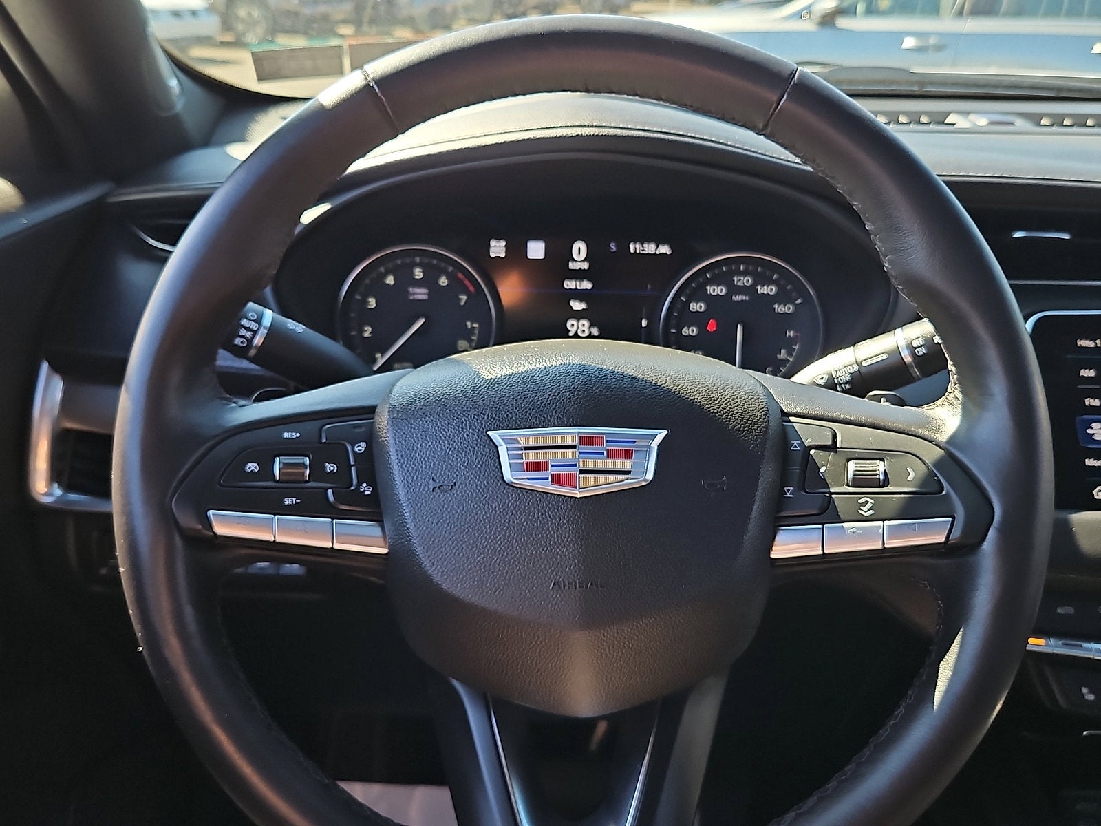 2023 Cadillac XT4 Premium Luxury