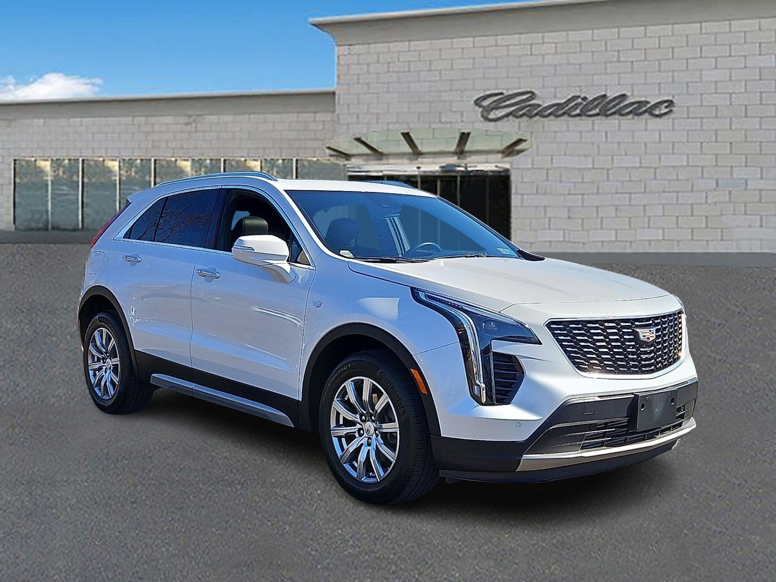 2023 Cadillac XT4 Premium Luxury