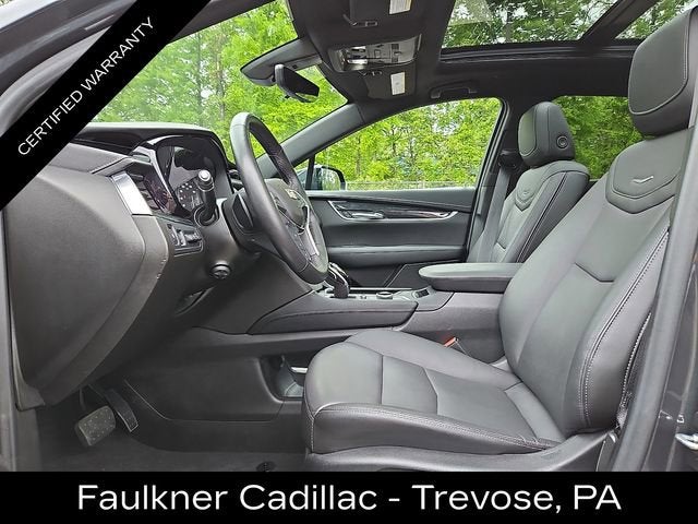 2022 Cadillac XT5 Premium Luxury