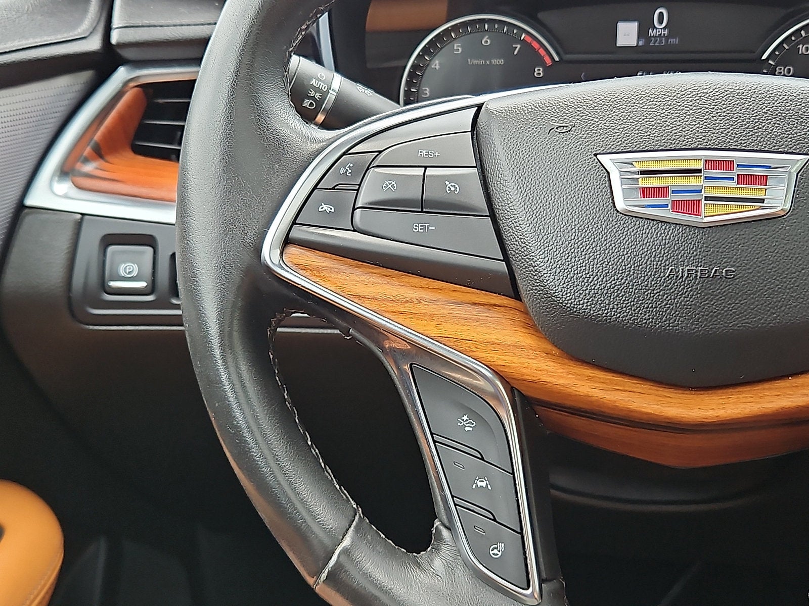 2023 Cadillac XT5 Premium Luxury
