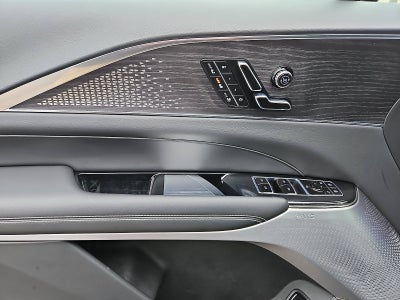 2023 Cadillac LYRIQ Luxury