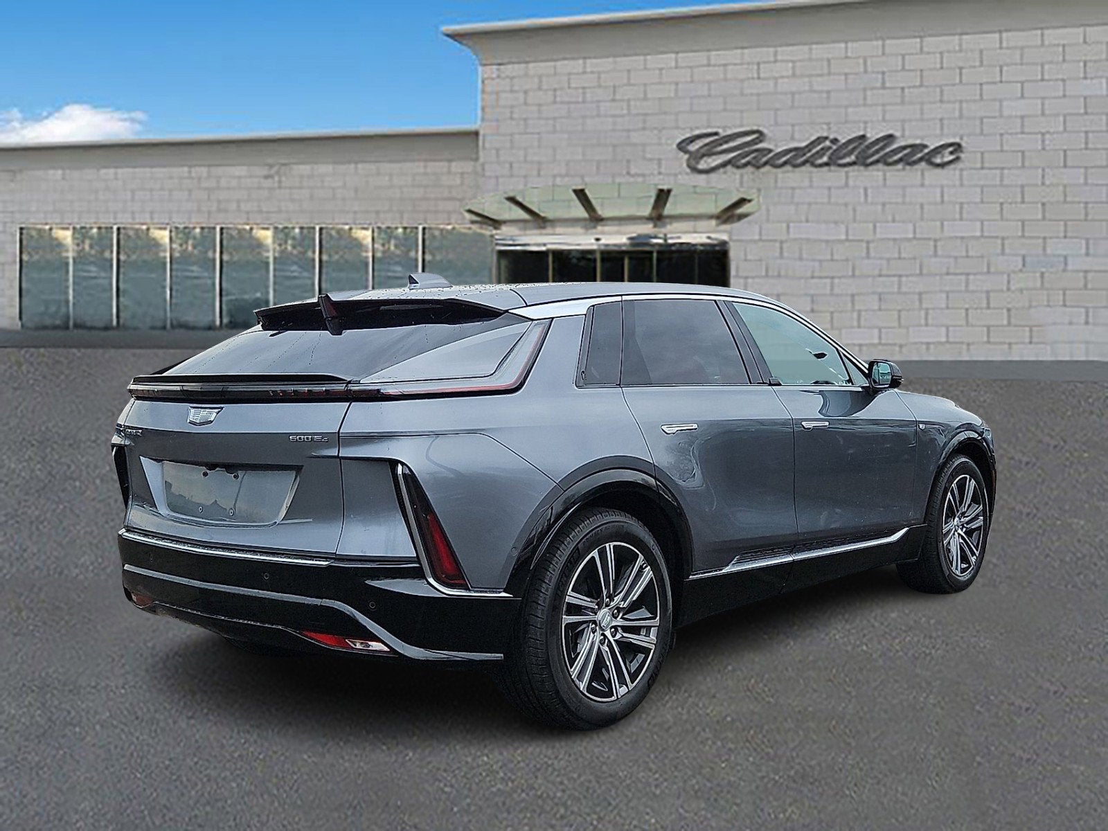 2023 Cadillac LYRIQ Luxury