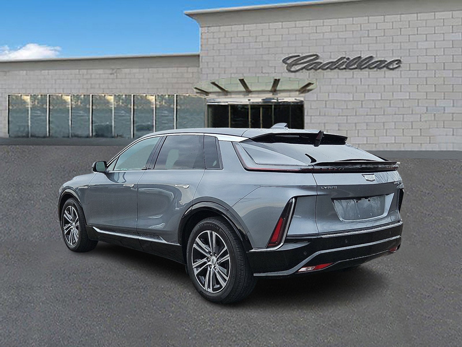 2023 Cadillac LYRIQ Luxury