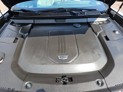 2024 Cadillac LYRIQ Luxury 2