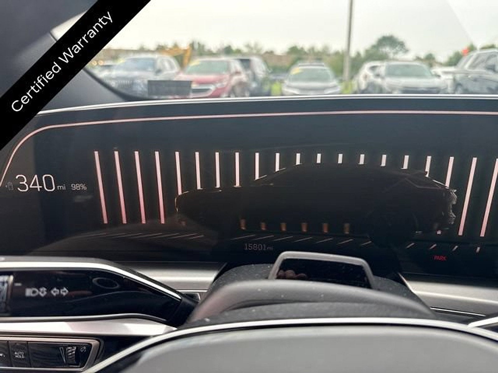 2024 Cadillac LYRIQ Luxury 2