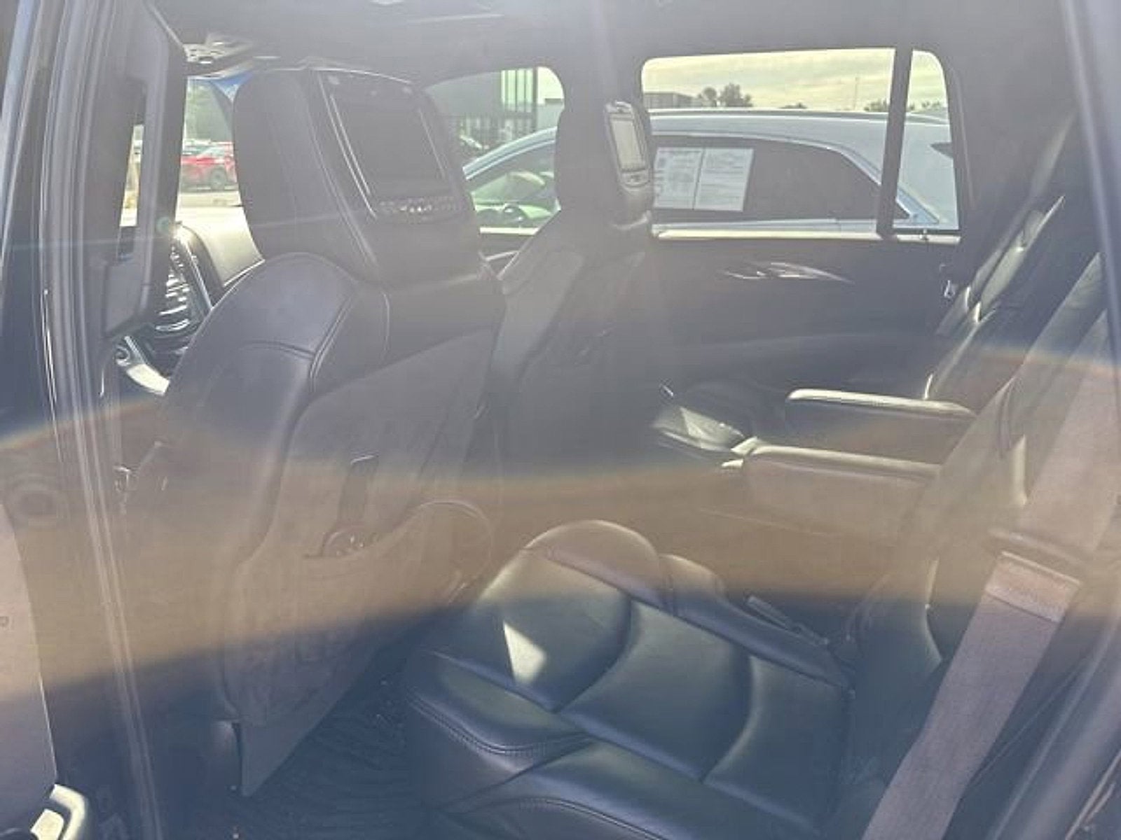 2017 Cadillac Escalade Platinum