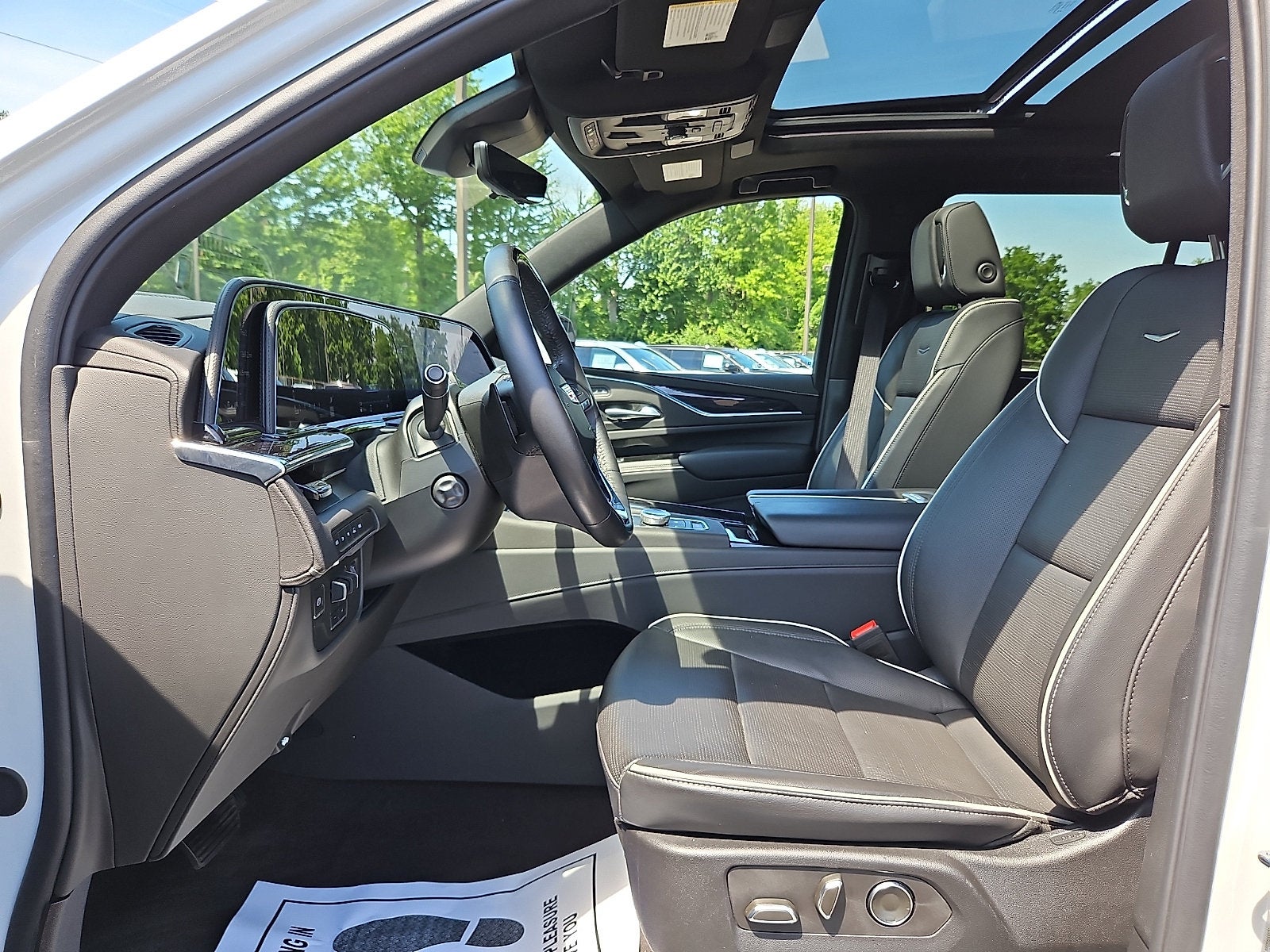 2024 Cadillac Escalade Sport