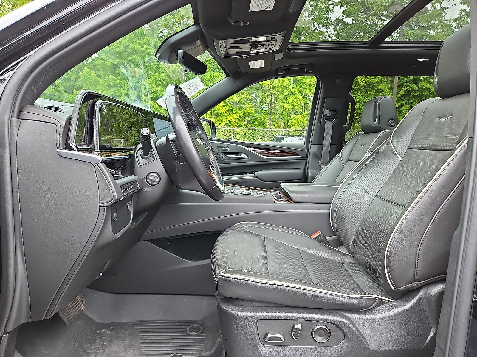 2024 Cadillac Escalade ESV Premium Luxury