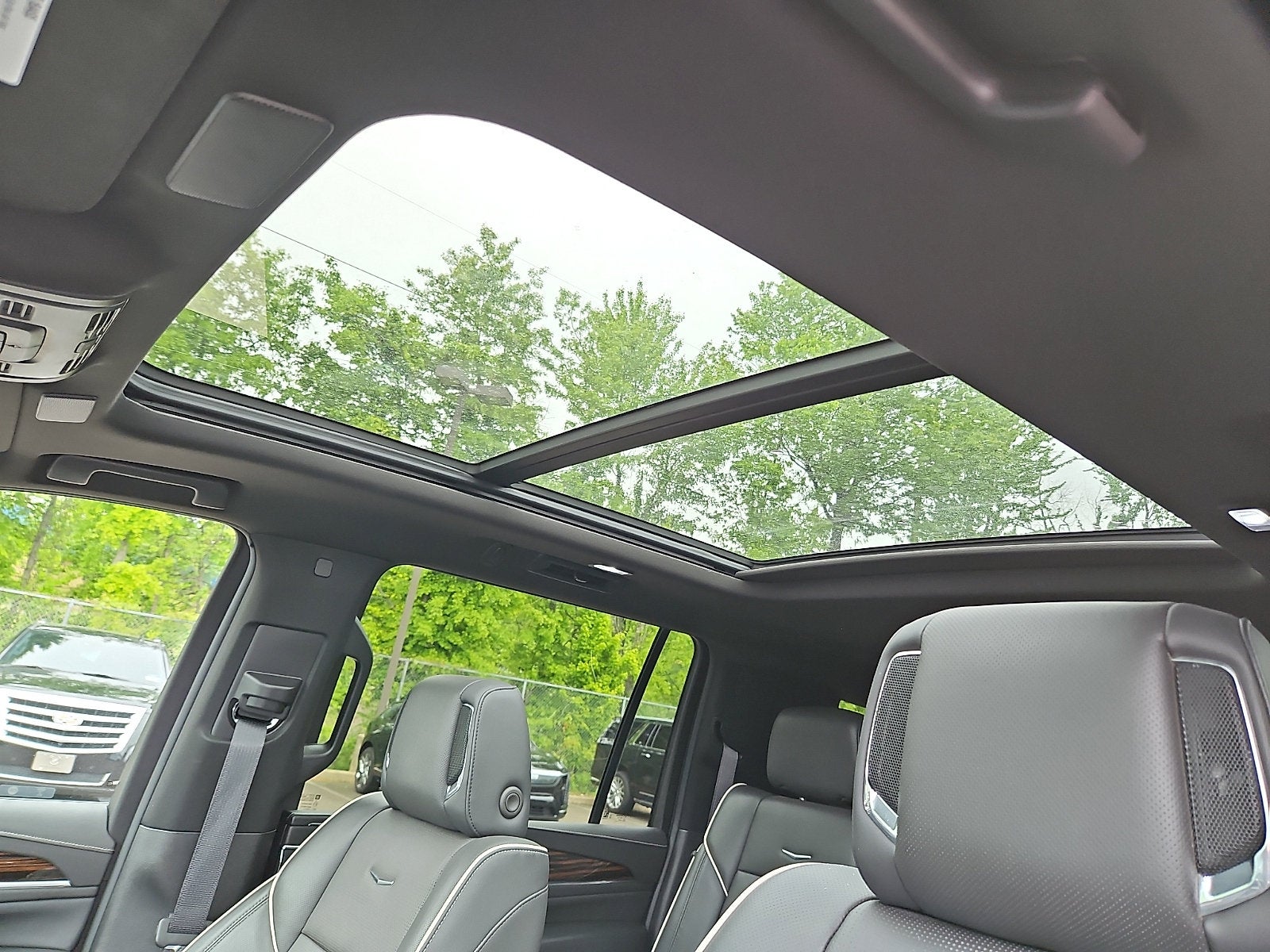 2024 Cadillac Escalade ESV Premium Luxury
