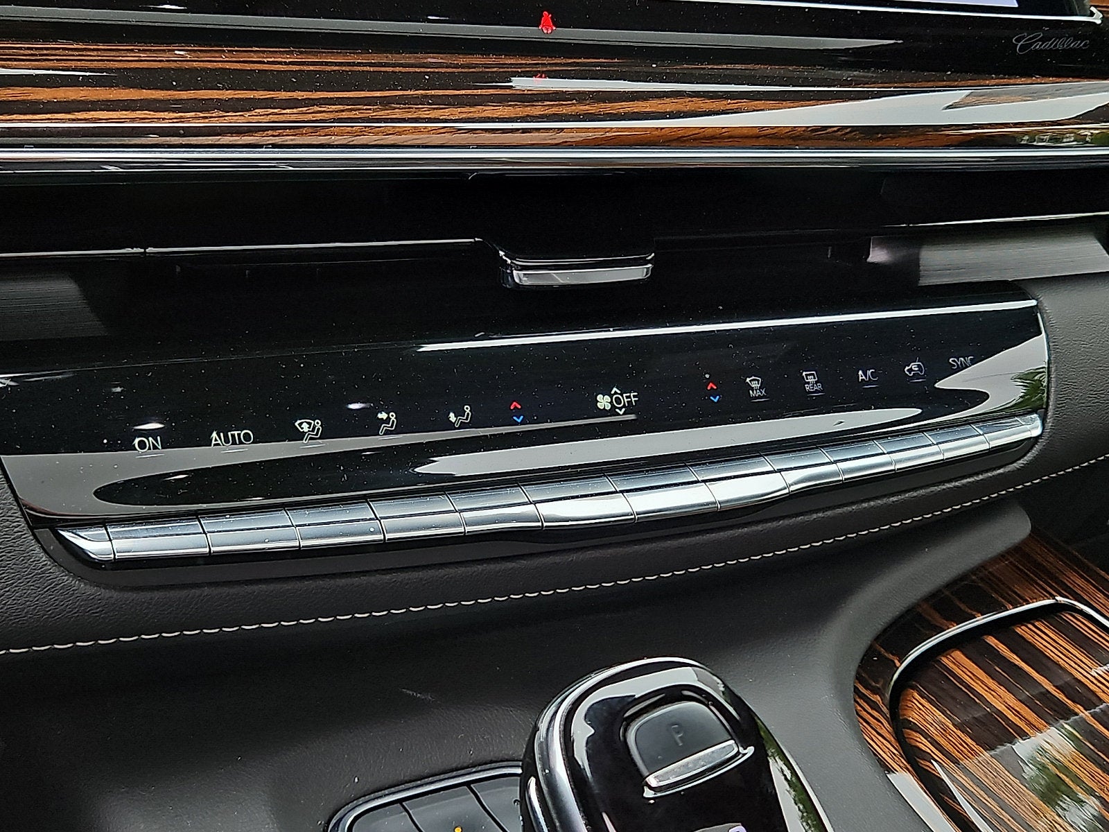2024 Cadillac Escalade ESV Premium Luxury