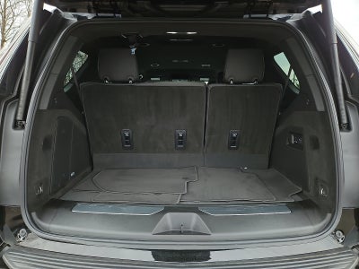 2025 Cadillac Escalade Luxury