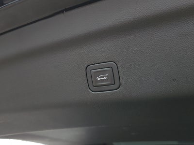 2025 Cadillac Escalade Luxury