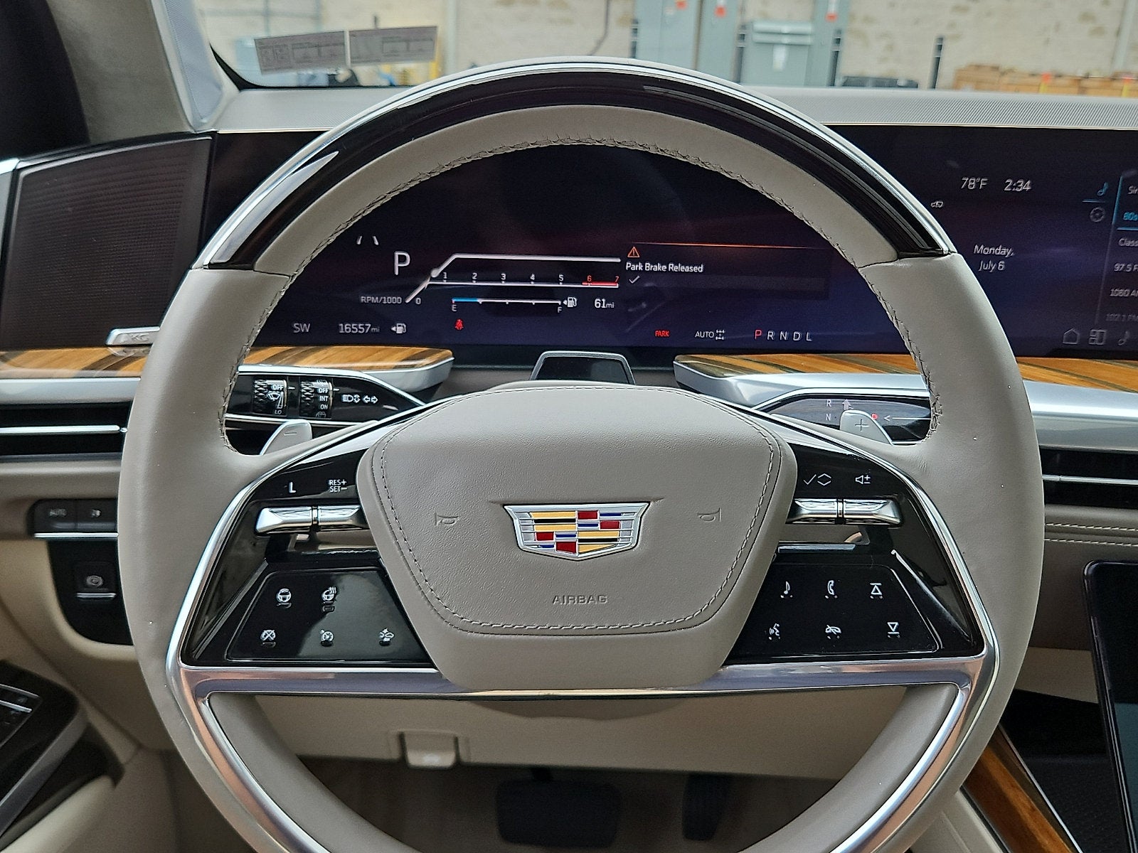 2025 Cadillac Escalade Sport Platinum