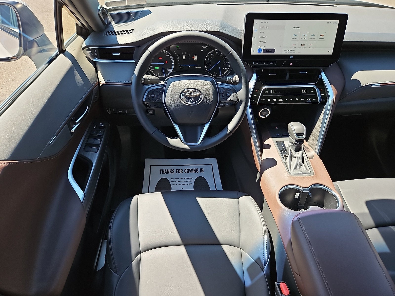 2024 Toyota Venza LE