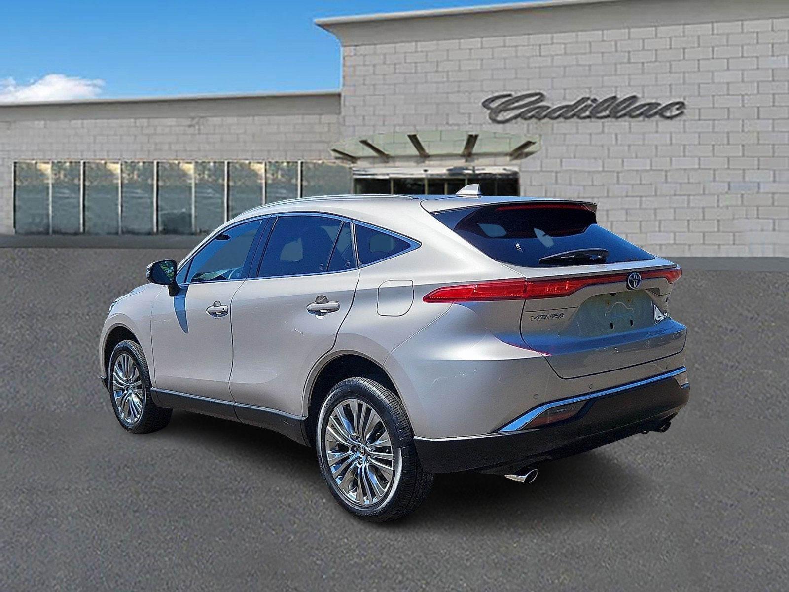 2024 Toyota Venza LE