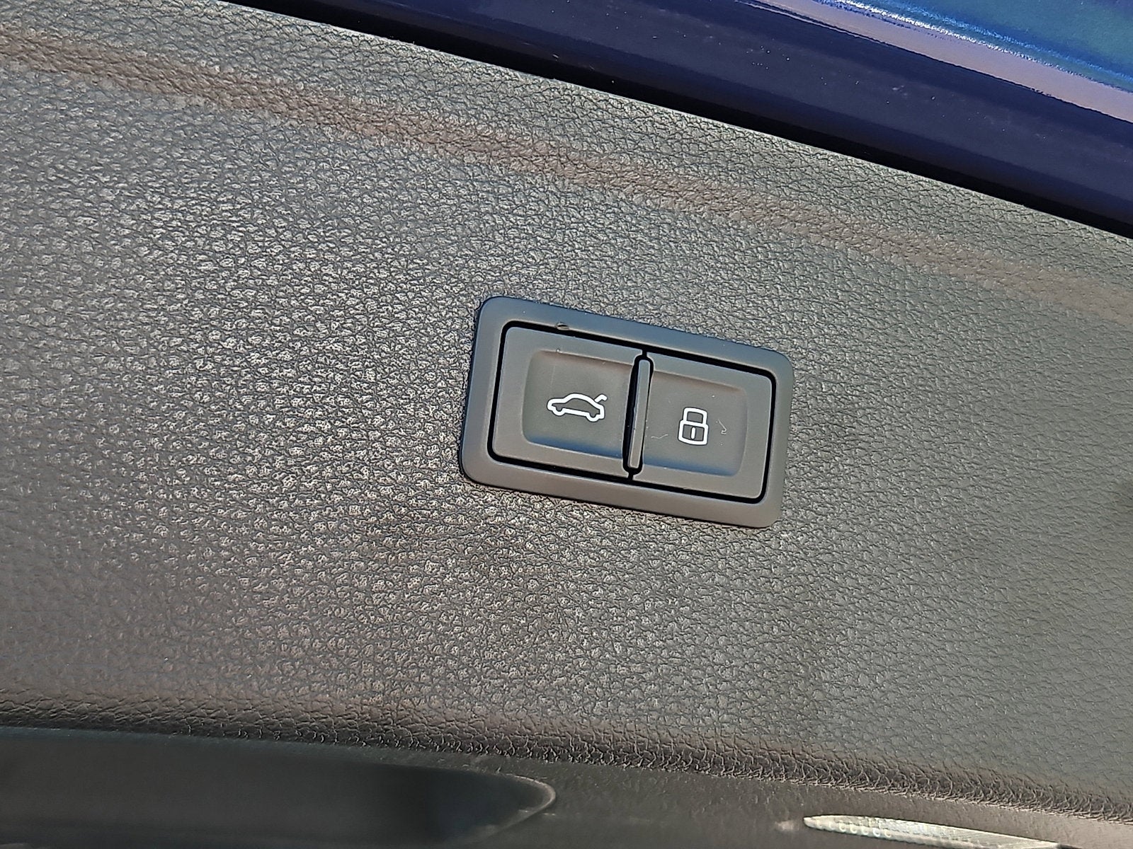 2023 Audi Q5 S line Premium
