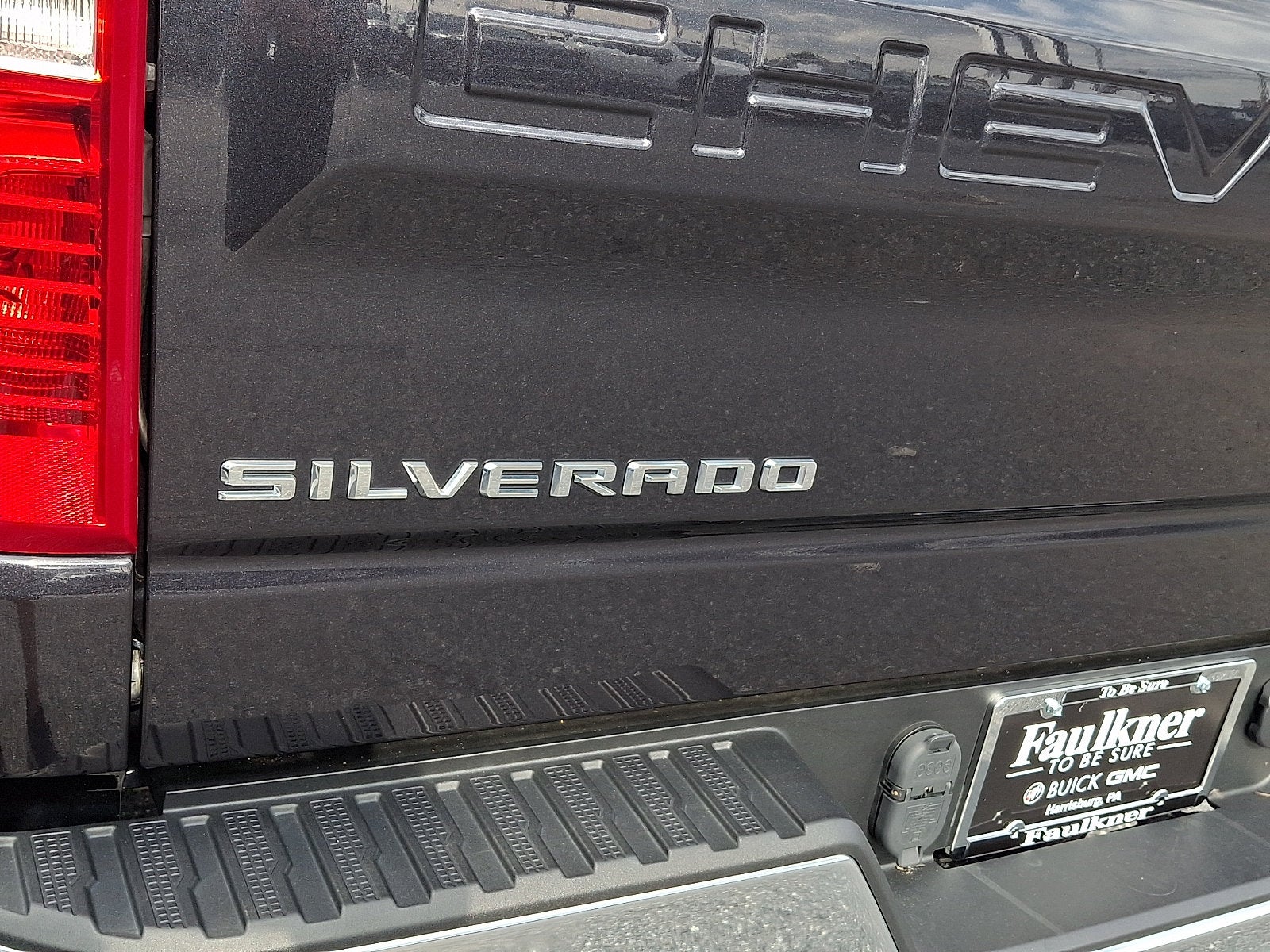 2022 Chevrolet Silverado 1500 LT (2FL)