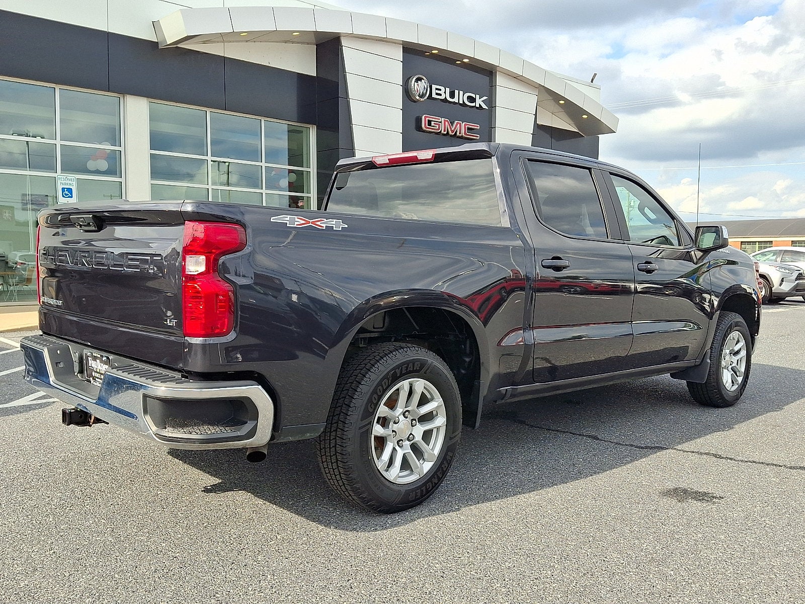 2022 Chevrolet Silverado 1500 LT (2FL)