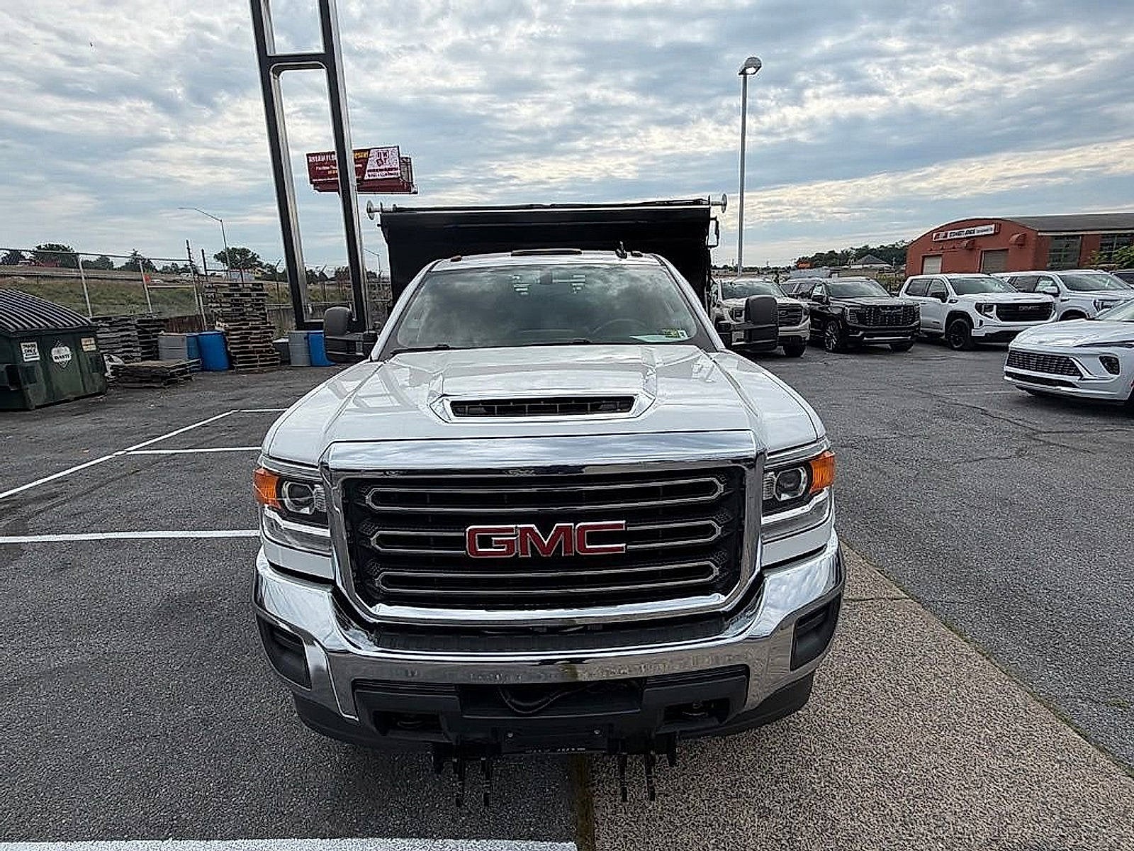 2018 GMC Sierra 3500 HD Chassis Cab NA