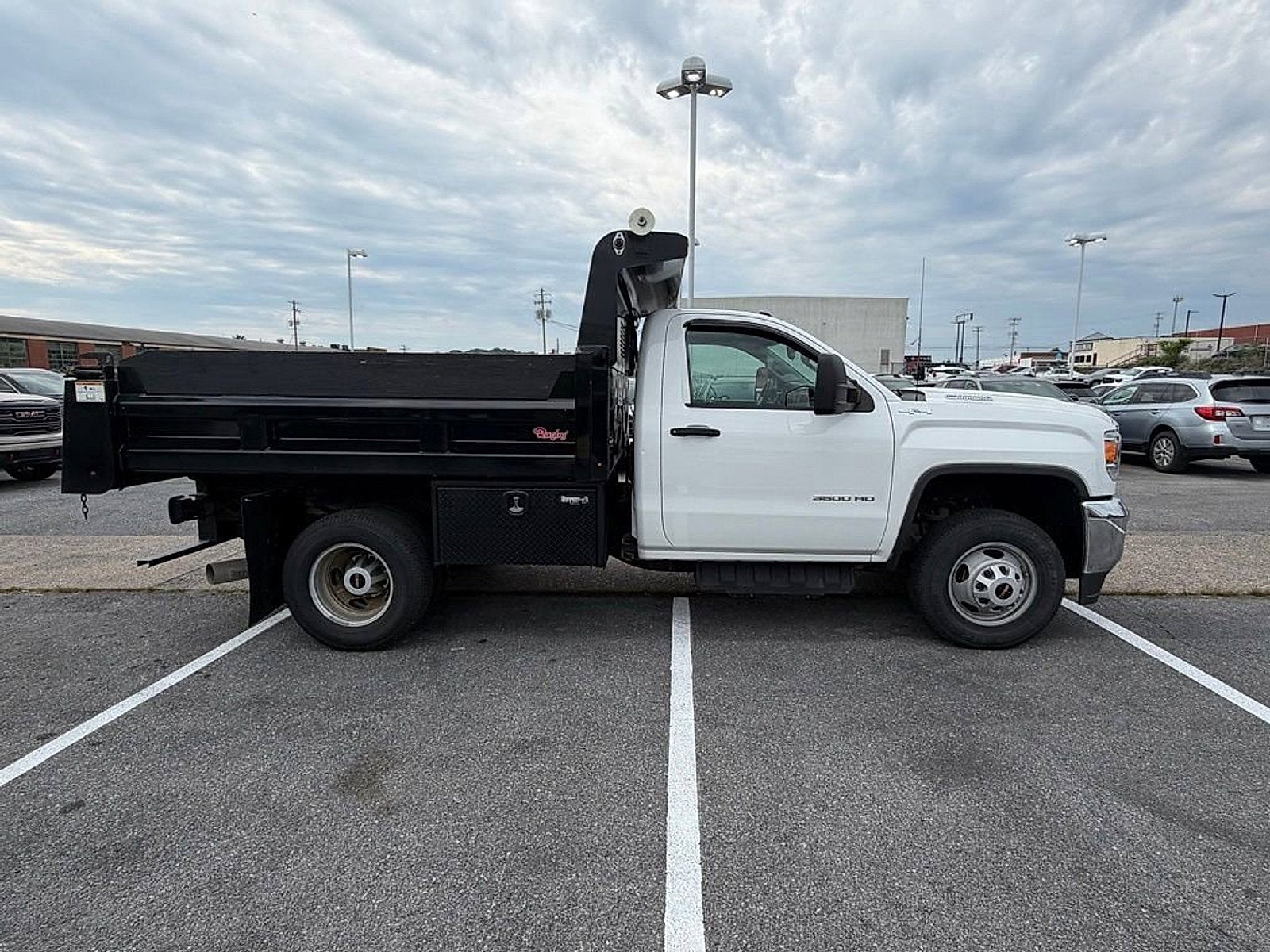 2018 GMC Sierra 3500 HD Chassis Cab NA