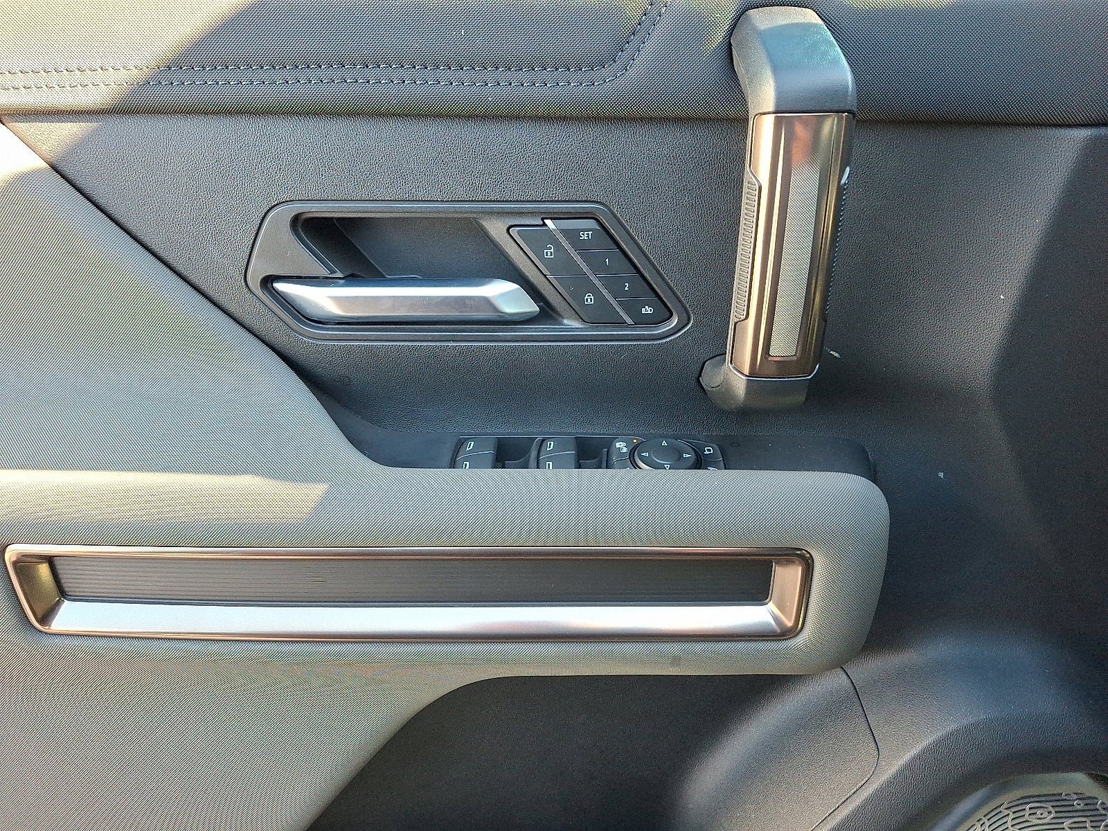 2024 GMC HUMMER EV SUV 3X