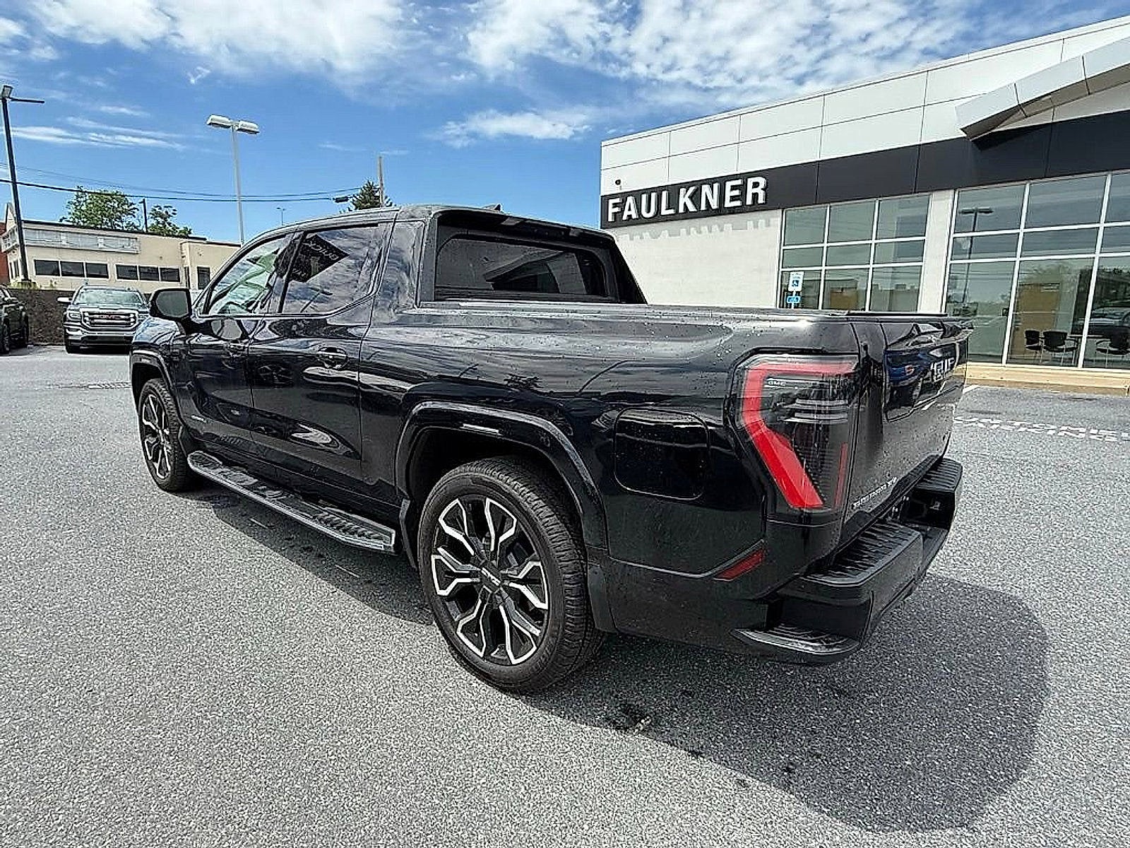 2025 GMC Sierra EV Extended Range Denali
