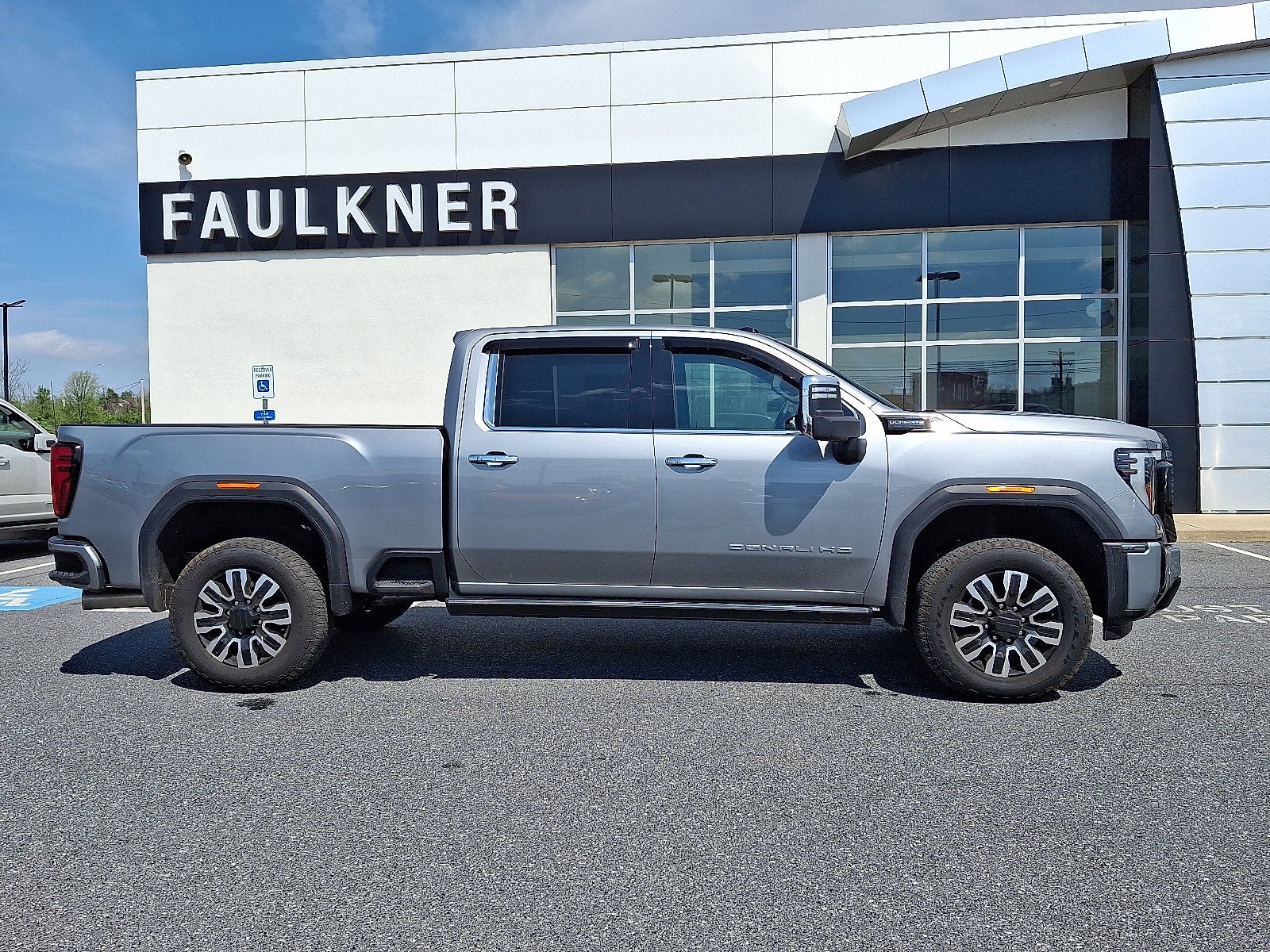 2025 GMC Sierra 2500 HD Denali Ultimate