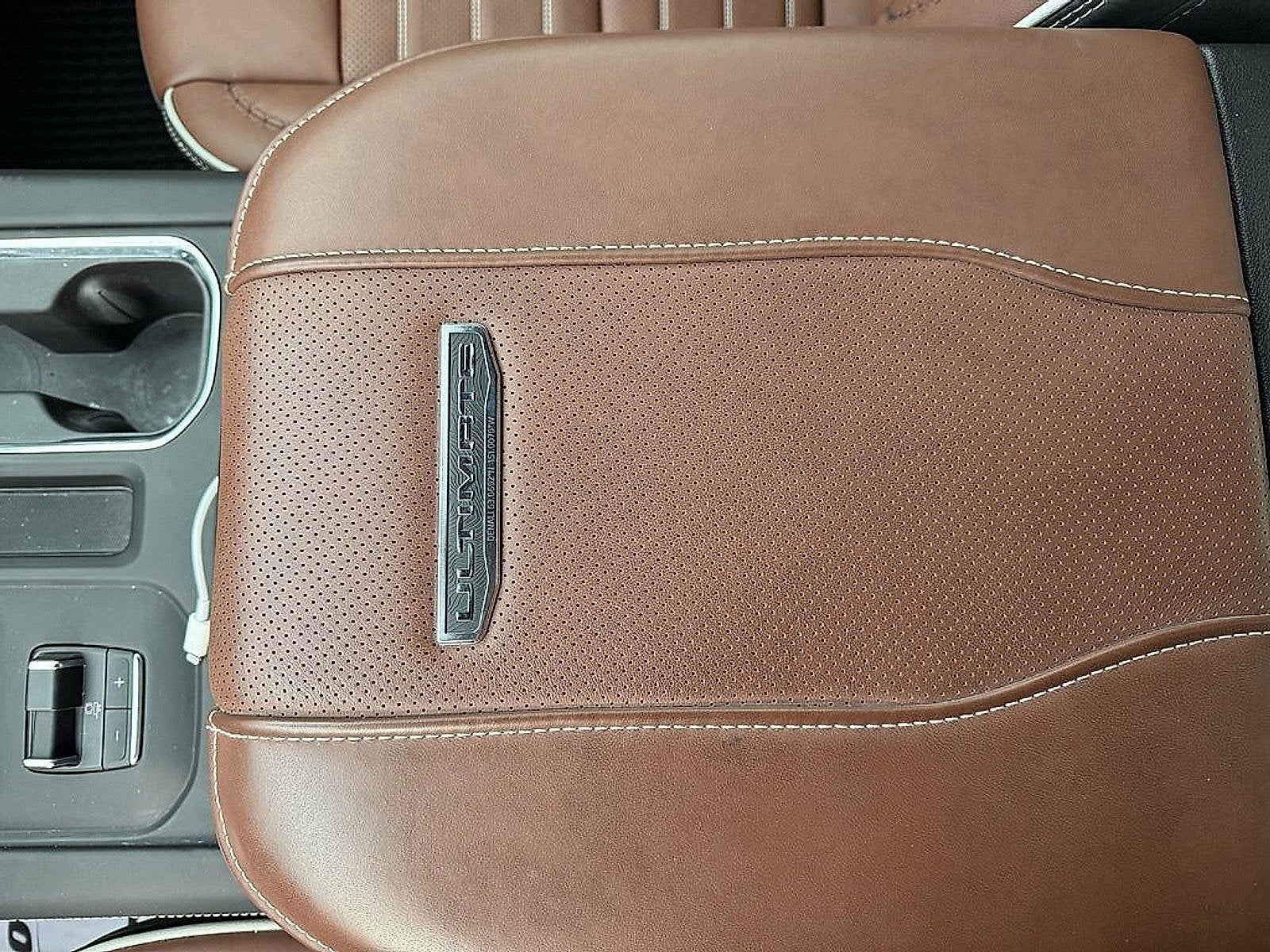 2025 GMC Sierra 3500 HD Denali Ultimate