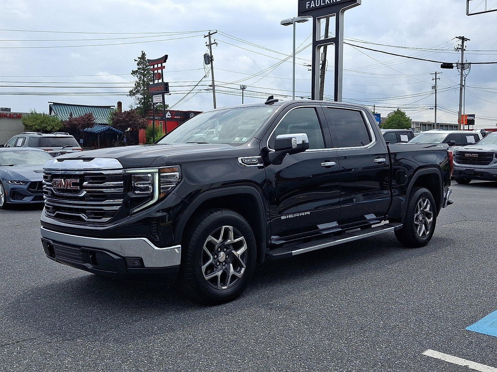 2026 GMC Sierra 1500 SLT