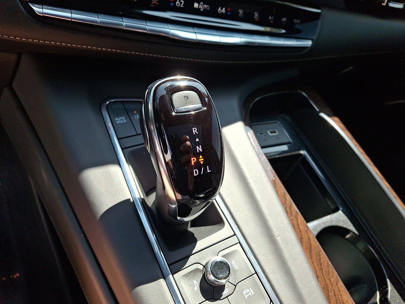 2023 Cadillac Escalade 4WD Sport Platinum