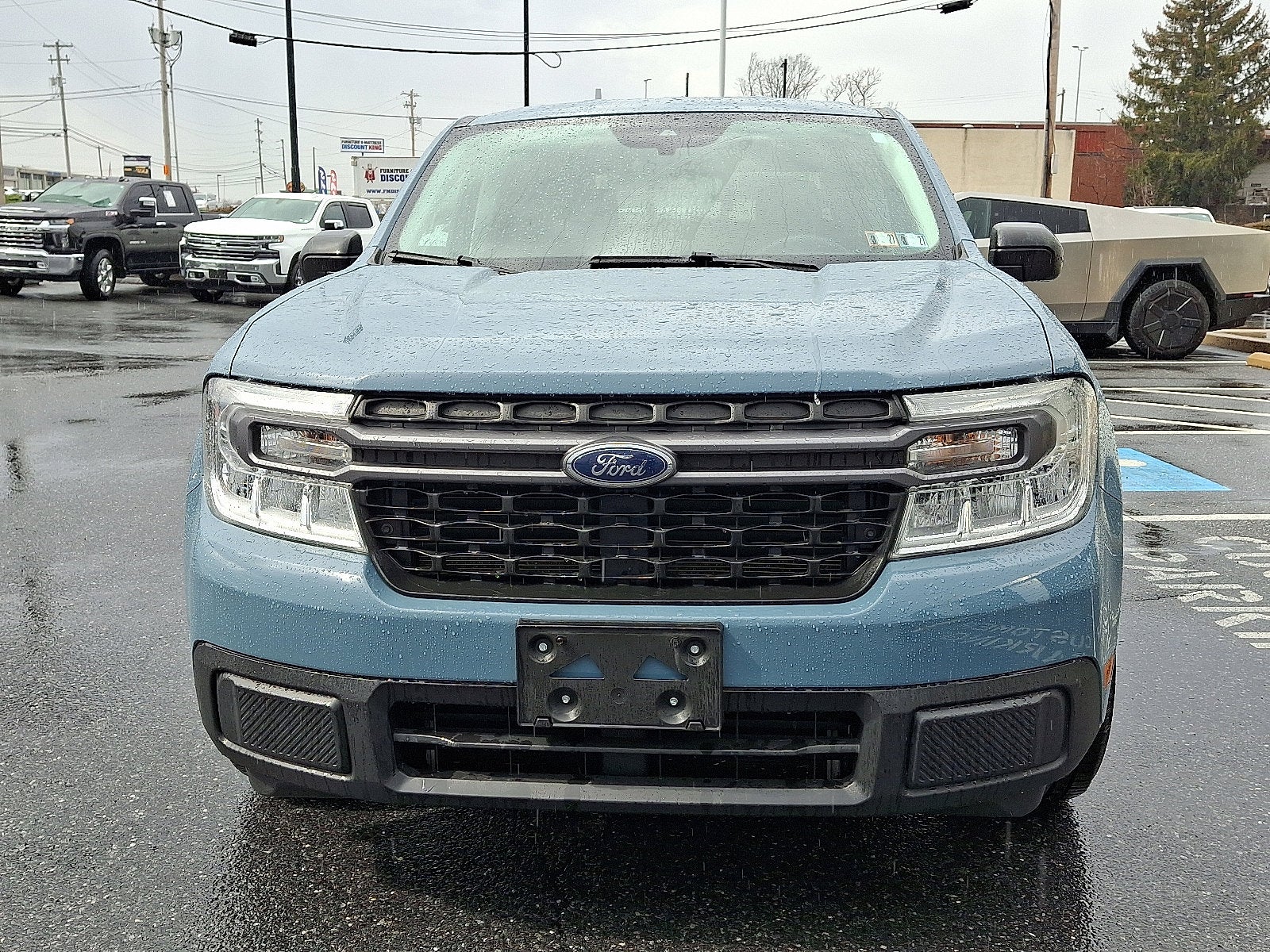 2023 Ford Maverick XL