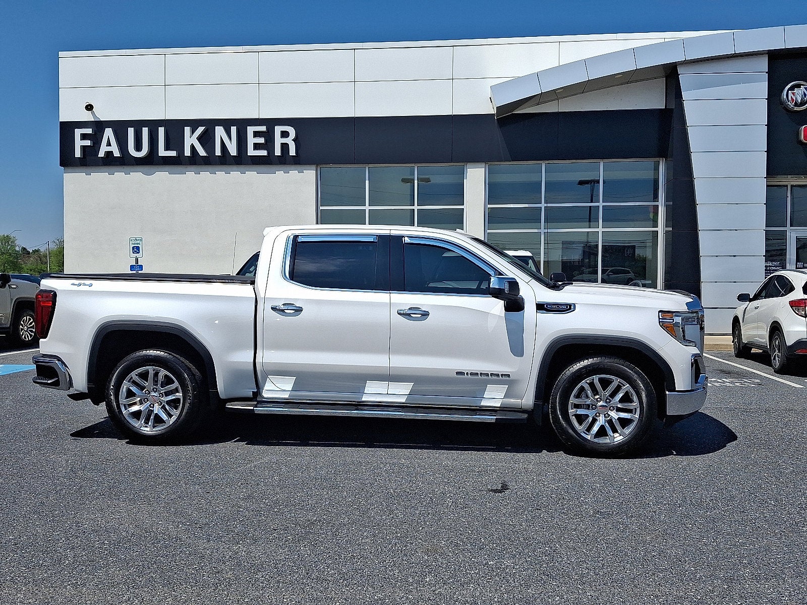 2022 GMC Sierra 1500 Limited SLT