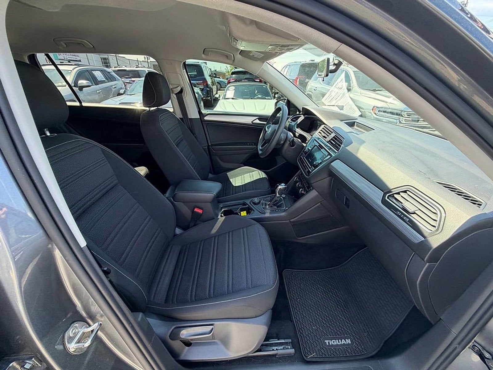 2022 Volkswagen Tiguan S