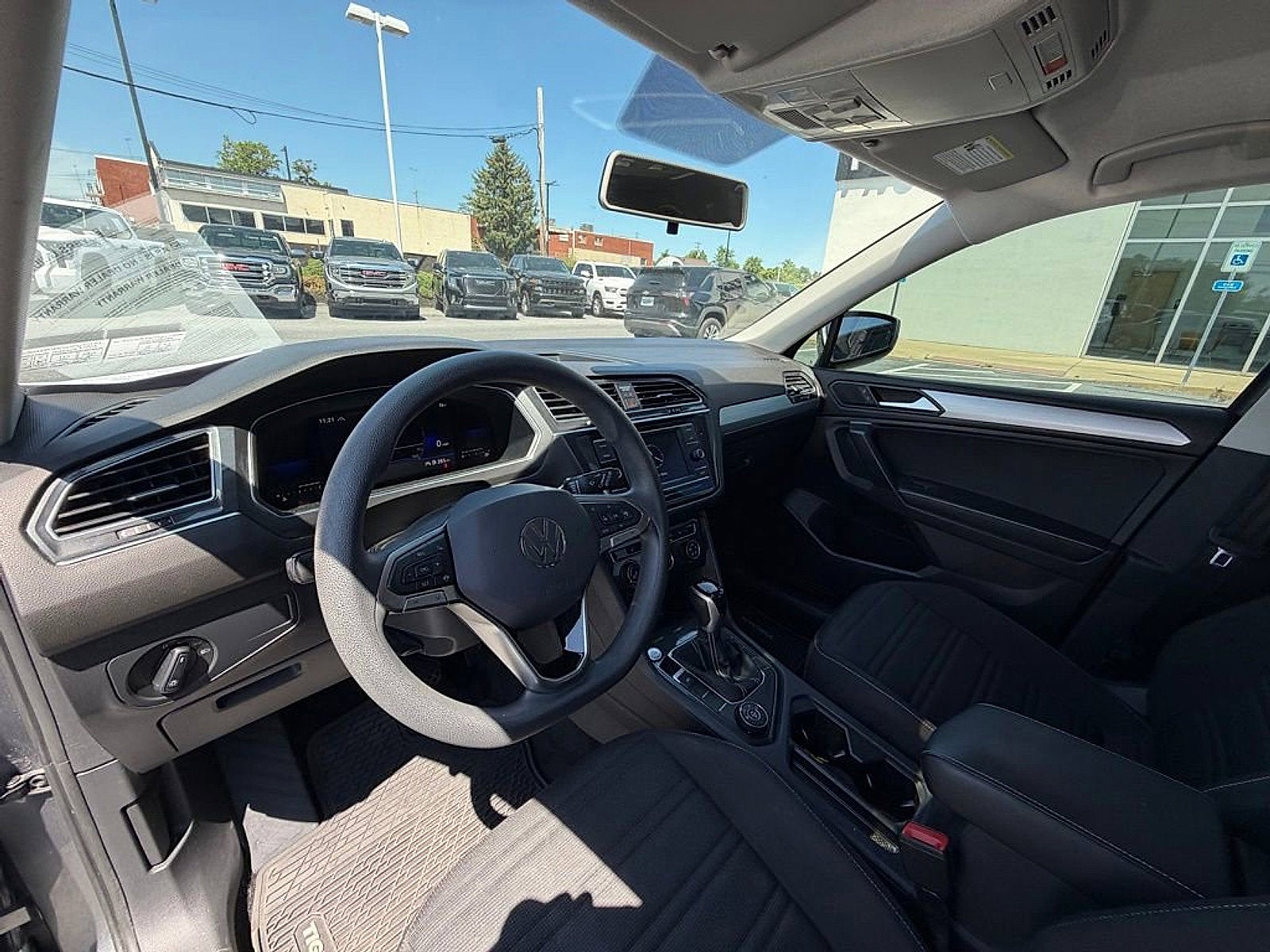 2022 Volkswagen Tiguan S