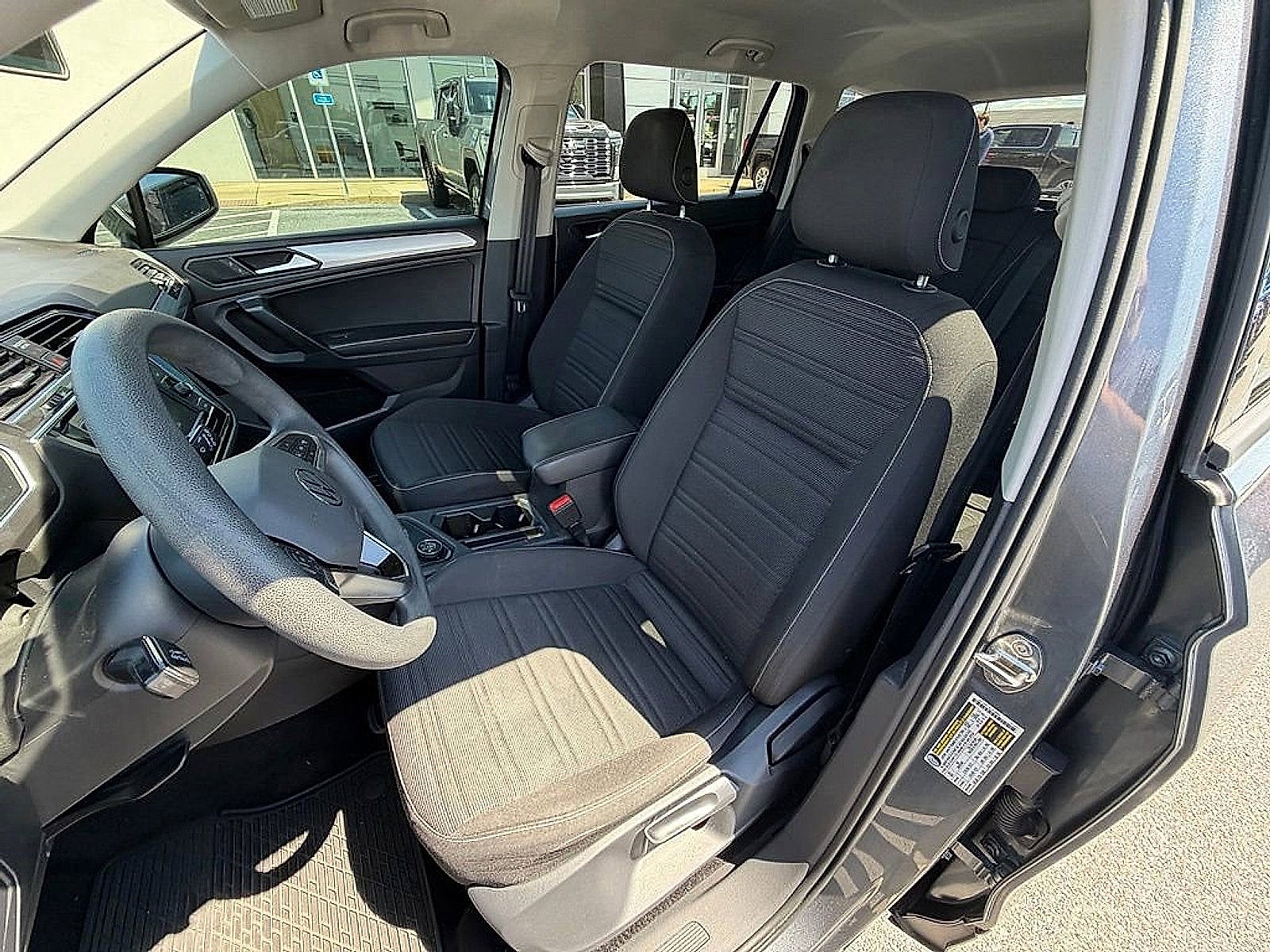 2022 Volkswagen Tiguan S