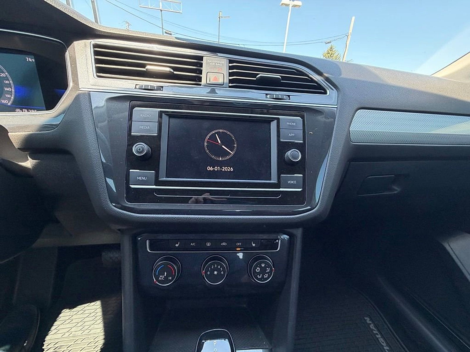 2022 Volkswagen Tiguan S