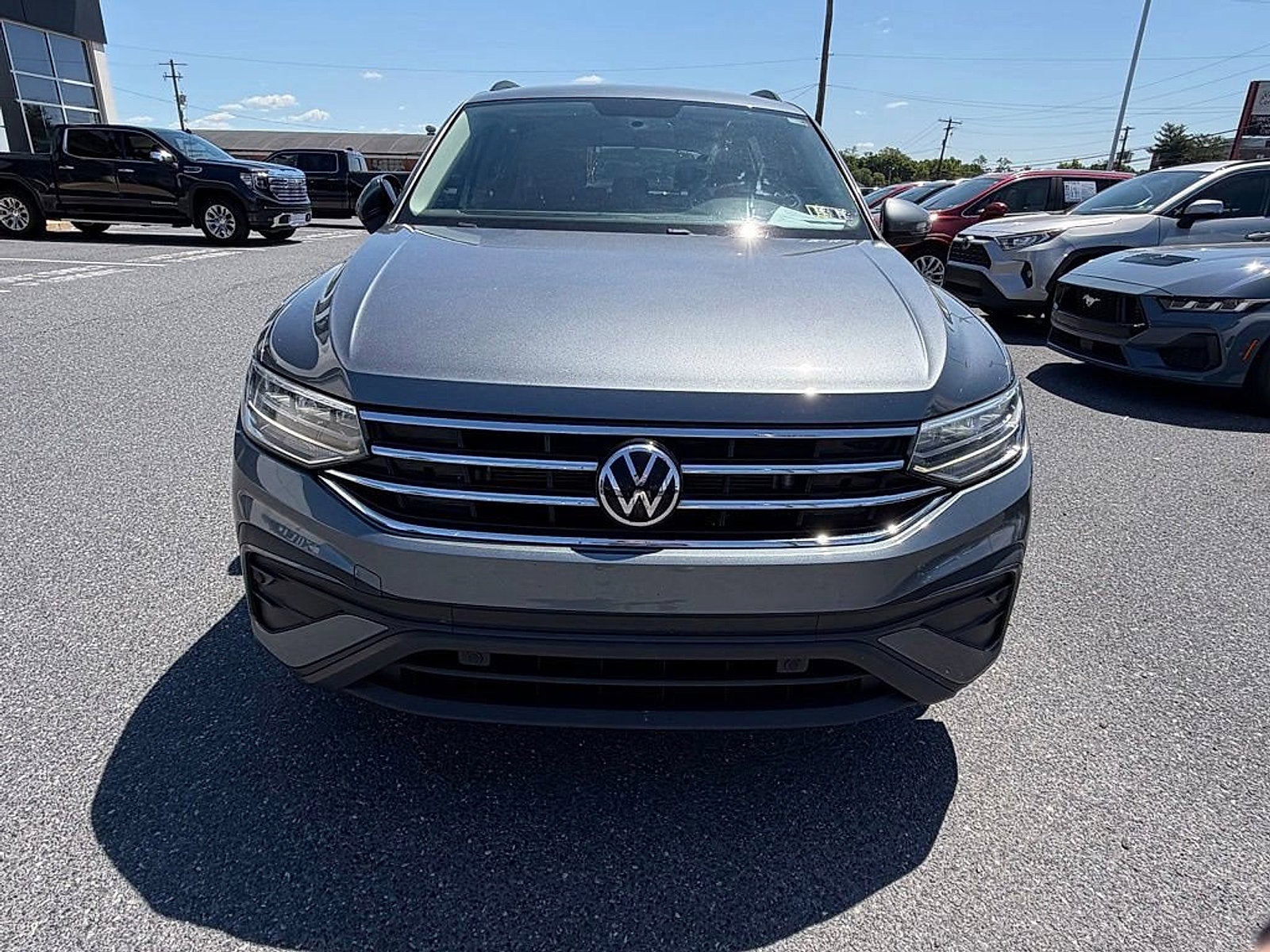 2022 Volkswagen Tiguan S