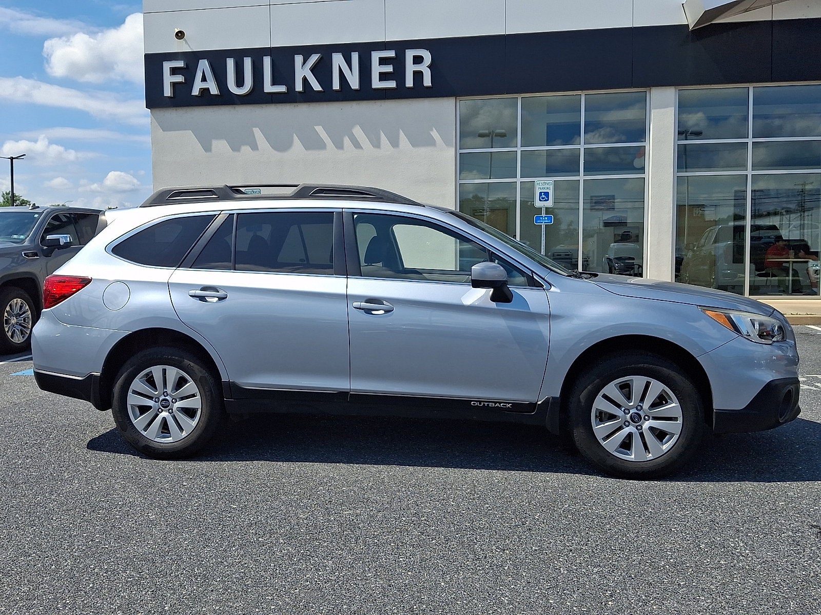 2017 Subaru Outback Premium