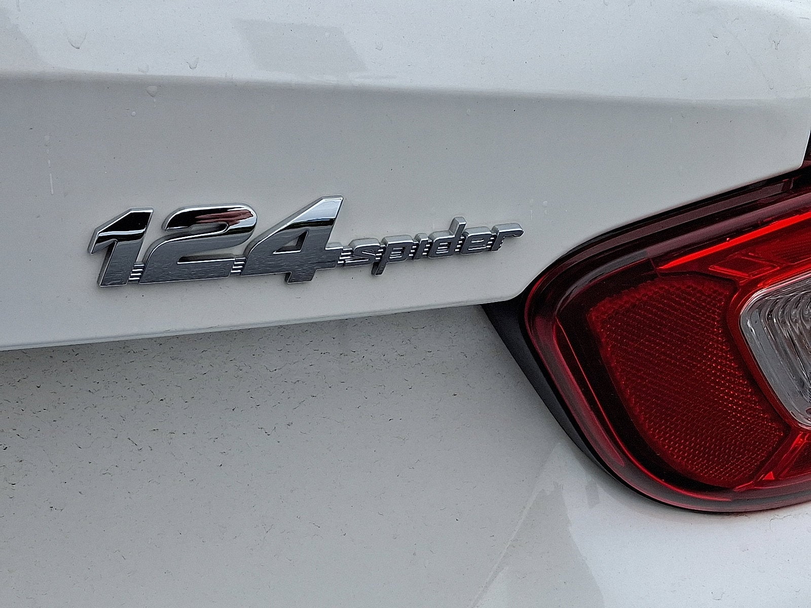 2020 FIAT 124 Spider Abarth