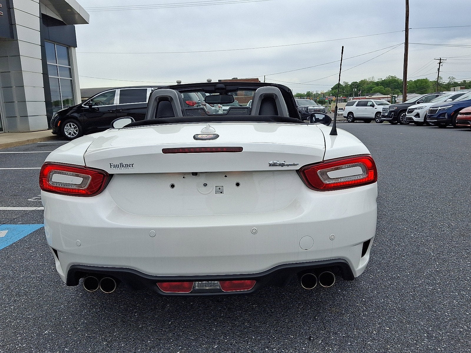 2020 FIAT 124 Spider Abarth