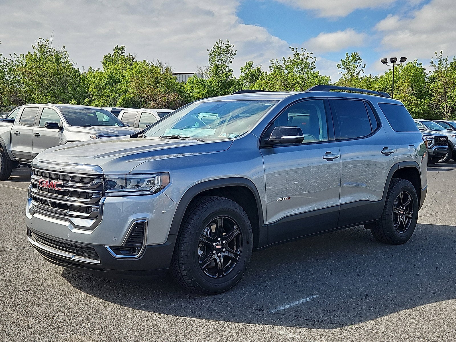 2023 GMC Acadia AT4