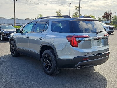 2023 GMC Acadia AT4