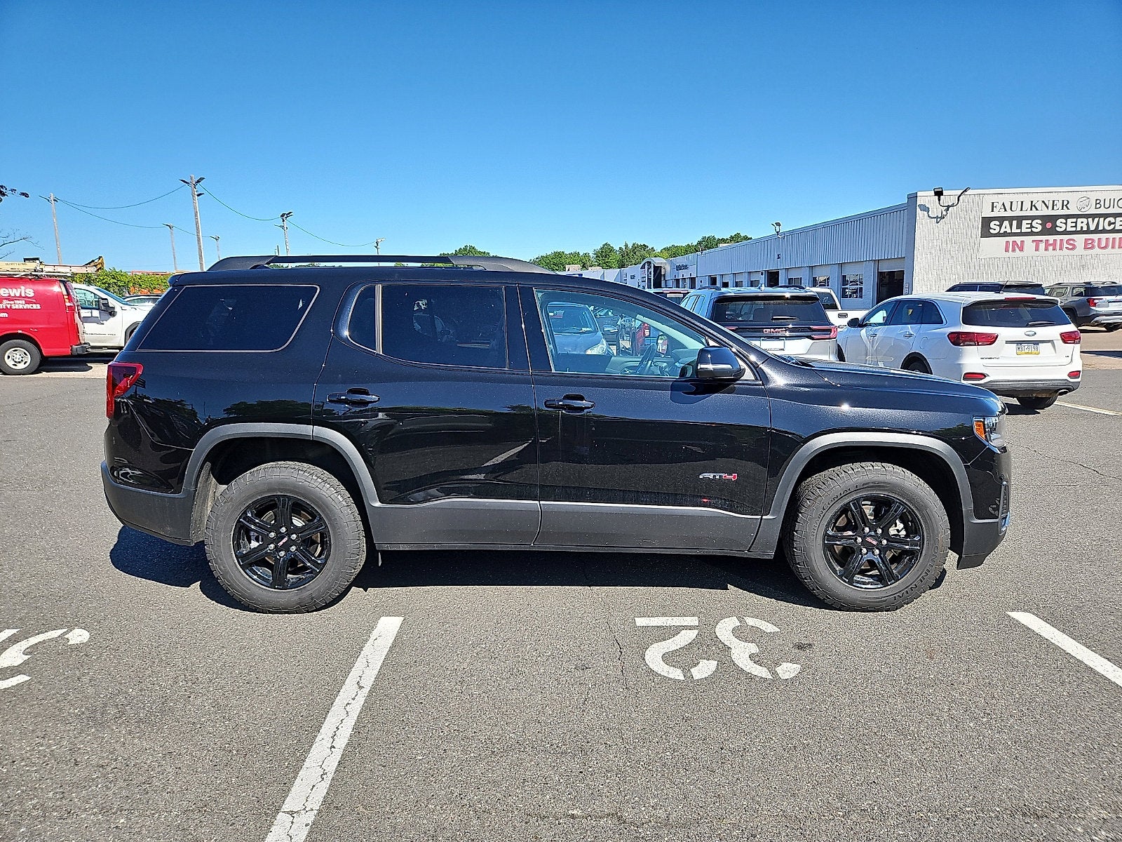 2023 GMC Acadia AT4